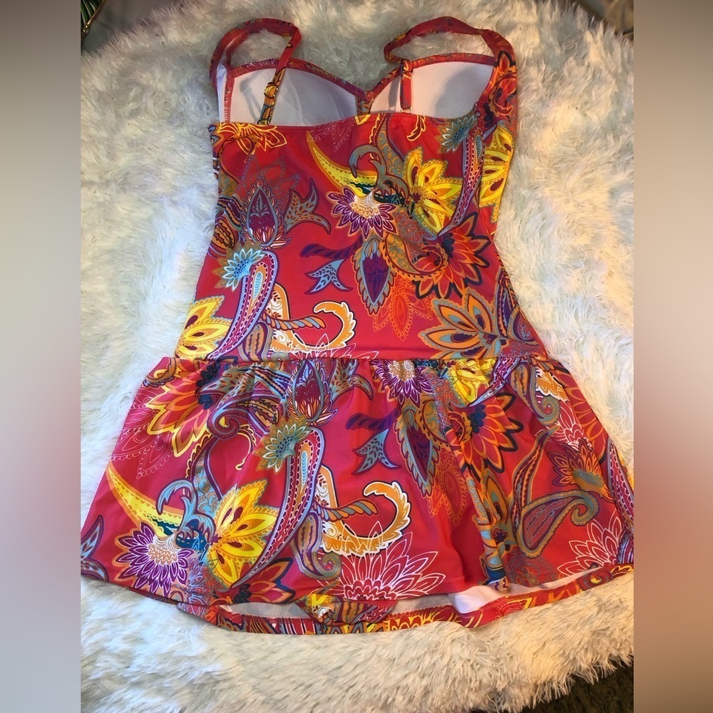 VENUS Pink Paisley One Piece Swimsuit - Picture 7 of 14